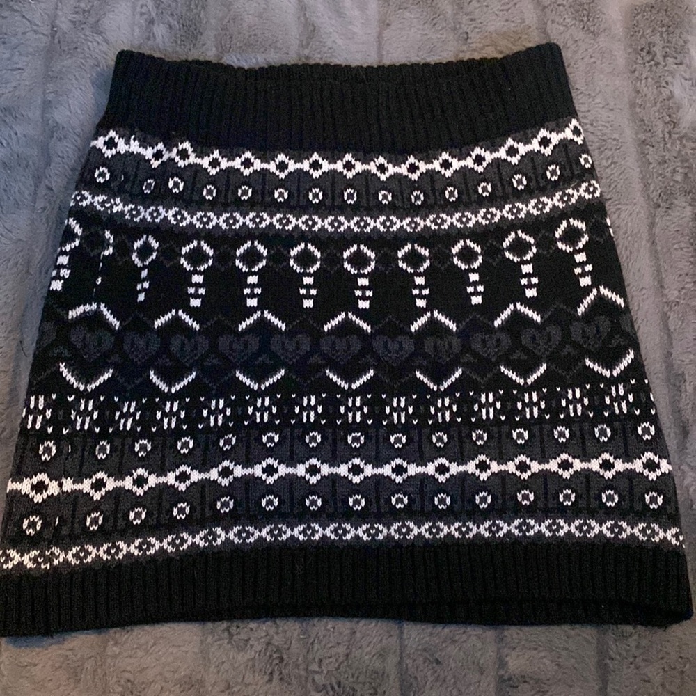 It’s Our Time black and white printed sweater mini skirt size S.